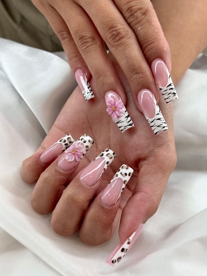 Mẫu móng nghệ thuật thực hiện tại tiệm nail LEMAY, ảnh 2